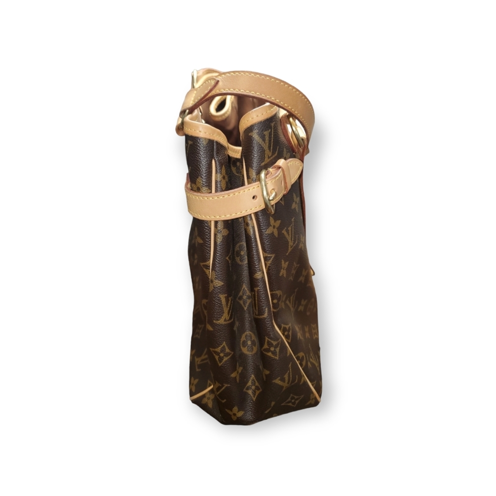 *SOLD* LOUIS VUITTONBatignolles Vertical Monogram Canvas Shoulder Bag - Picture 3 of 13